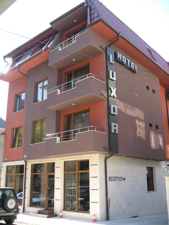 Hotel Luxor Mělník Exterior foto